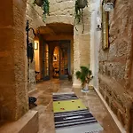Il Luzzu - For You! 3* Victoria