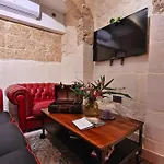 Il Luzzu - For You! 3*