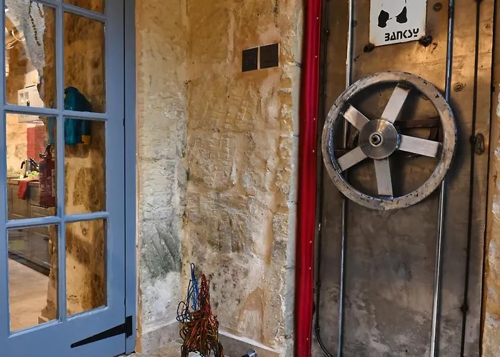 Il Luzzu - For You! 3*